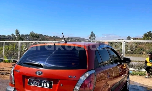 Buy Used Kia Pride Other Car in Ampanihy in Atsimo-Andrefana Buy Used Kia Pride Other Car in Ampanihy in Atsimo-Andrefana
