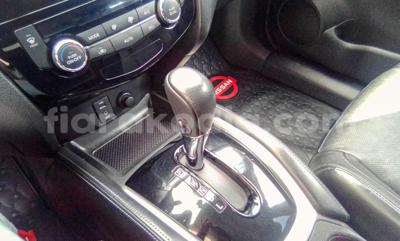 Acheter Occasion Voiture Nissan X–Trail Gris à Antananarivo, Analamanga Acheter Occasion Voiture Nissan X–Trail Gris à Antananarivo, Analamanga