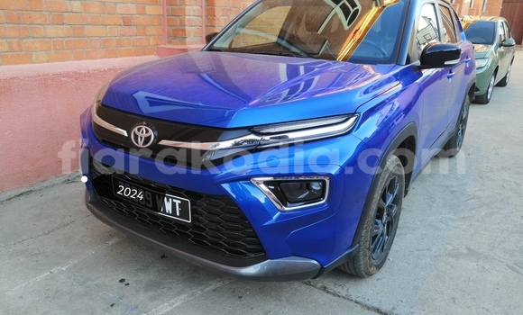 Acheter Neuf Voiture Toyota Urban Cruiser Bleu à Antananarivo, Analamanga Acheter Neuf Voiture Toyota Urban Cruiser Bleu à Antananarivo, Analamanga