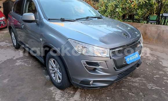 Acheter Occasion Voiture Peugeot 4008 Gris à Antananarivo, Analamanga Acheter Occasion Voiture Peugeot 4008 Gris à Antananarivo, Analamanga