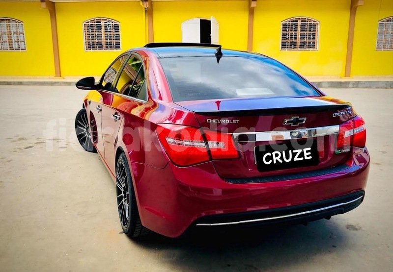 Big with watermark chevrolet cruze analamanga antananarivo 8056