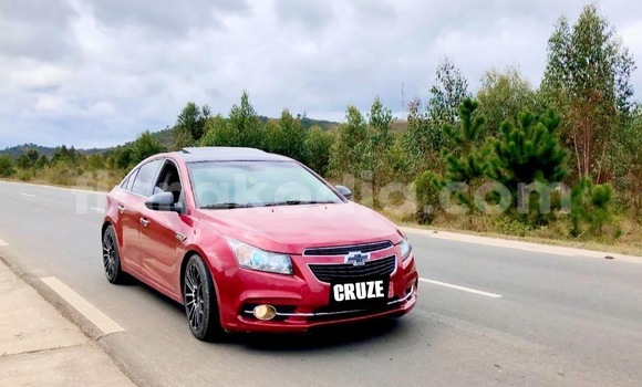 Buy Used Chevrolet Cruze Red Car in Antananarivo in Analamanga Buy Used Chevrolet Cruze Red Car in Antananarivo in Analamanga