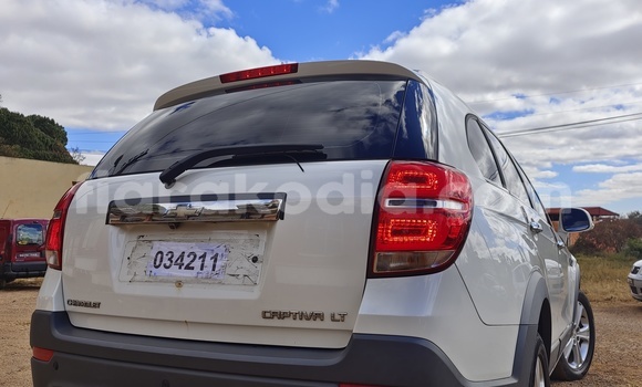 Acheter Import Voiture Chevrolet Captiva Blanc à Antananarivo, Analamanga Acheter Import Voiture Chevrolet Captiva Blanc à Antananarivo, Analamanga