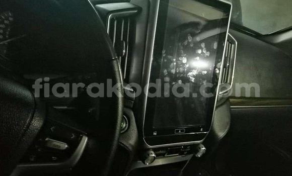 Acheter Occasion Voiture Toyota Land Cruiser Bleu à Antananarivo, Analamanga Acheter Occasion Voiture Toyota Land Cruiser Bleu à Antananarivo, Analamanga