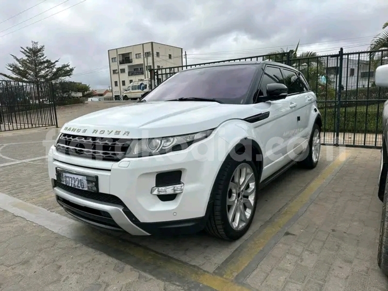 Big with watermark range rover evoque melaky ambatomainty 8065