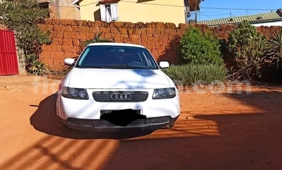 Acheter Occasion Voiture Audi A3 Blanc à Ambatondrazaka, Alaotra-Mangoro