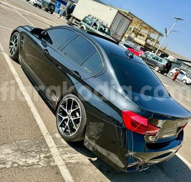 Big with watermark bmw 2 series analamanga antananarivo 8070