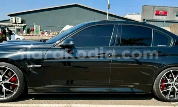 Acheter Occasion Voiture BMW 2-Series Noir à Antananarivo, Analamanga Acheter Occasion Voiture BMW 2-Series Noir à Antananarivo, Analamanga
