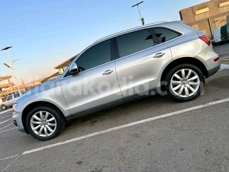 Big with watermark audi q5 alaotra mangoro ambatondrazaka 8073