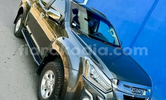 Acheter Occasion Voiture Isuzu D–MAX Noir à Ambenja, Boeny Acheter Occasion Voiture Isuzu D–MAX Noir à Ambenja, Boeny