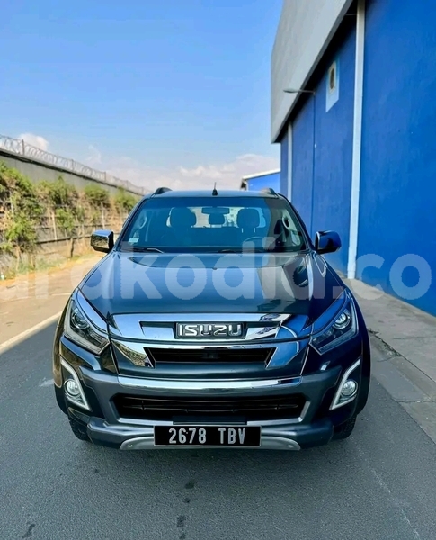 Big with watermark isuzu d max boeny ambenja 8074