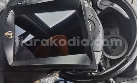 Acheter Occasion Voiture Toyota RAV4 Noir à Ambatofinandrahana, Amoron'i Mania Acheter Occasion Voiture Toyota RAV4 Noir à Ambatofinandrahana, Amoron'i Mania