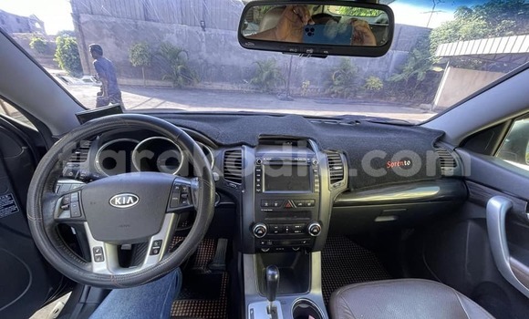 Buy Used Kia Sorento Black Car in Ambatoboeny (Ambato Boeny) in Boeny Buy Used Kia Sorento Black Car in Ambatoboeny (Ambato Boeny) in Boeny