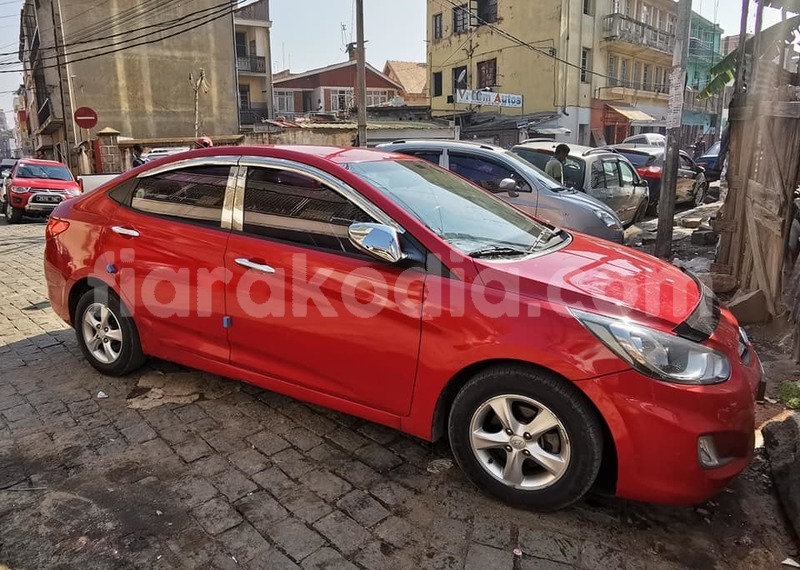 Big with watermark hyundai accent mahajanga ambato boina 8091