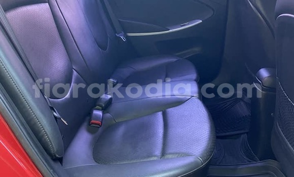 Acheter Occasion Voiture Hyundai Accent Rouge à Ambato Boina, Mahajanga Acheter Occasion Voiture Hyundai Accent Rouge à Ambato Boina, Mahajanga