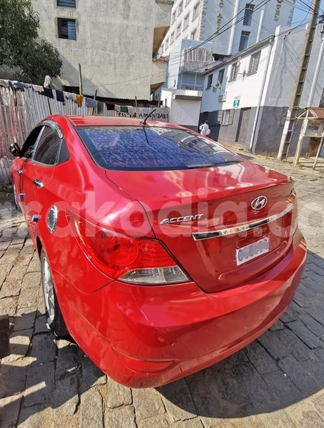 Big with watermark hyundai accent mahajanga ambato boina 8091