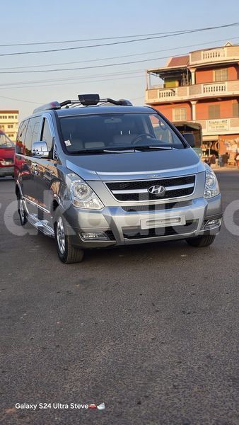 Big with watermark hyundai grand starex haute matsiatra ambalavao 8099