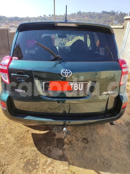 Big with watermark toyota rav4 analamanga antananarivo 8110