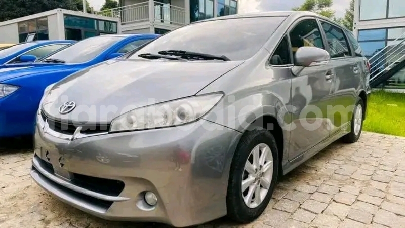 Big with watermark toyota vitz melaky ambatomainty 8115