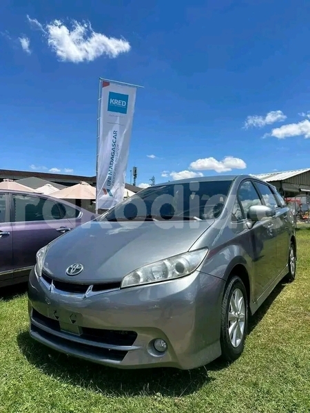 Big with watermark toyota vitz melaky ambatomainty 8115