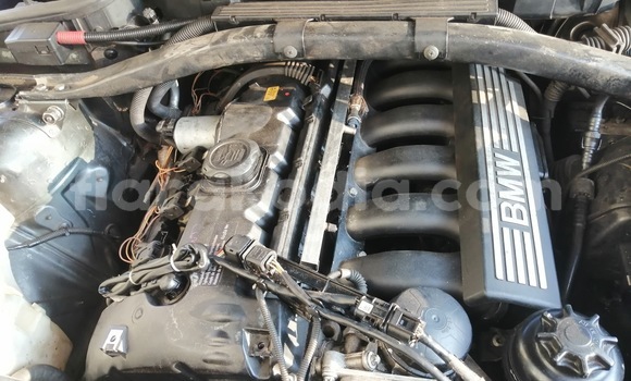 Acheter Occasion Voiture BMW X3 Gris à Antananarivo, Analamanga Acheter Occasion Voiture BMW X3 Gris à Antananarivo, Analamanga