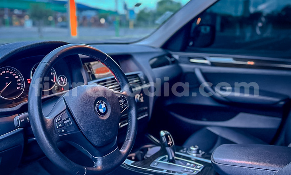 Acheter Occasion Voiture BMW X3 Noir à Antananarivo, Analamanga Acheter Occasion Voiture BMW X3 Noir à Antananarivo, Analamanga