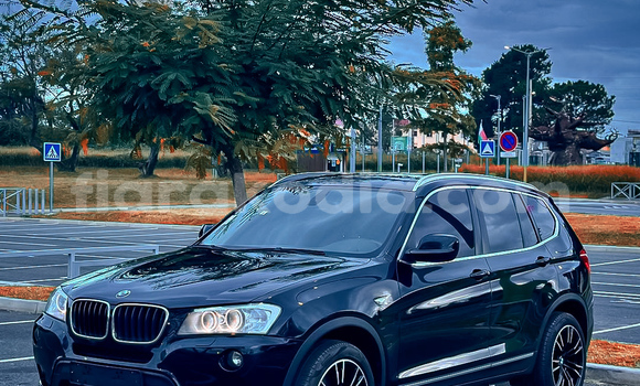 Acheter Occasion Voiture BMW X3 Noir à Antananarivo, Analamanga Acheter Occasion Voiture BMW X3 Noir à Antananarivo, Analamanga