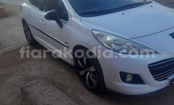 Acheter Occasion Voiture Peugeot 207 Autre à Antananarivo, Analamanga Acheter Occasion Voiture Peugeot 207 Autre à Antananarivo, Analamanga