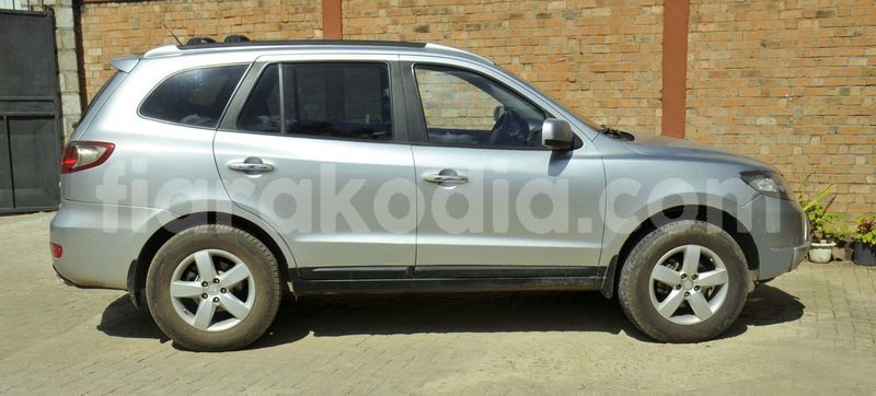 Big with watermark hyundai santa fe analamanga antananarivo 8129