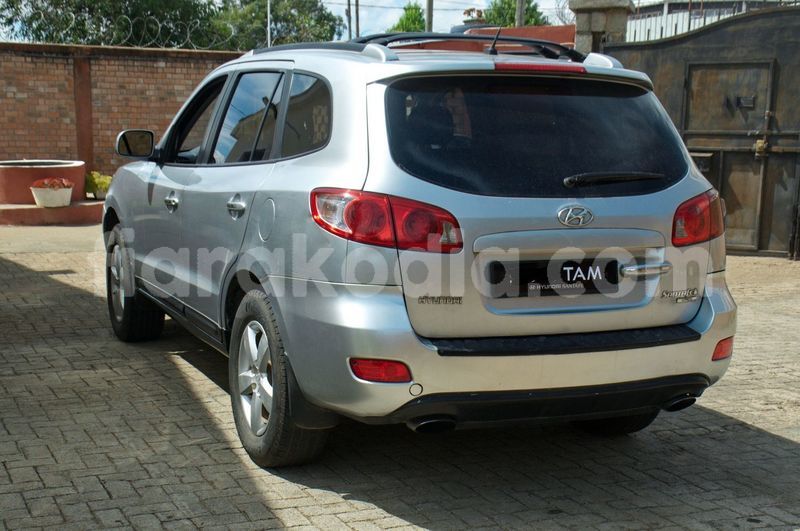 Big with watermark hyundai santa fe analamanga antananarivo 8129