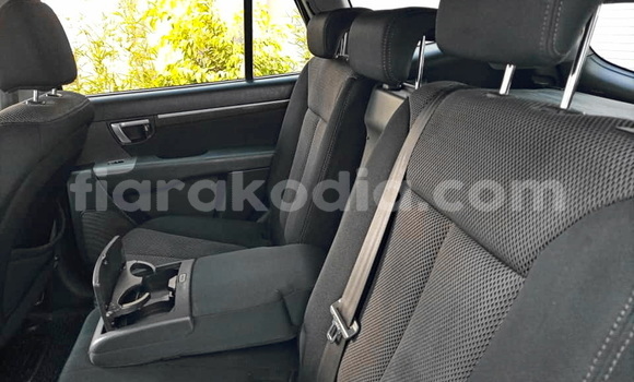 Acheter Occasion Voiture Hyundai Santa Fe Gris à Antananarivo, Analamanga Acheter Occasion Voiture Hyundai Santa Fe Gris à Antananarivo, Analamanga