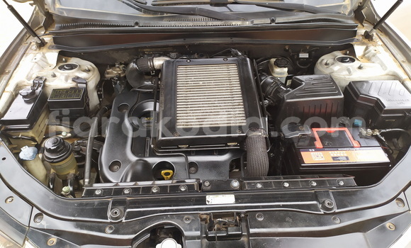 Acheter Occasion Voiture Hyundai Santa Fe Gris à Antananarivo, Analamanga Acheter Occasion Voiture Hyundai Santa Fe Gris à Antananarivo, Analamanga