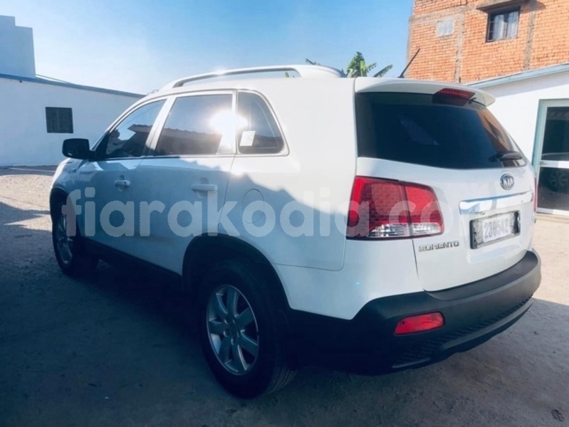 Big with watermark kia sorento analamanga antananarivo 8138