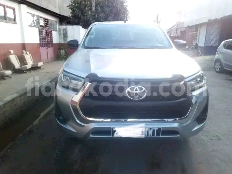 Big with watermark toyota hiluxe revo analamanga antananarivo 8146