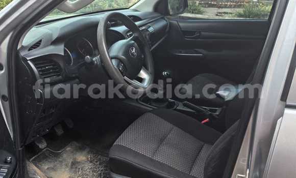 Acheter Occasion Voiture Toyota Hiluxe Revo Blanc à Antananarivo, Analamanga Acheter Occasion Voiture Toyota Hiluxe Revo Blanc à Antananarivo, Analamanga