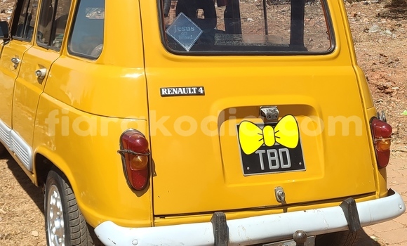 Acheter Occasion Voiture Renault 4 Autre à Arivonimamo, Itasy Acheter Occasion Voiture Renault 4 Autre à Arivonimamo, Itasy