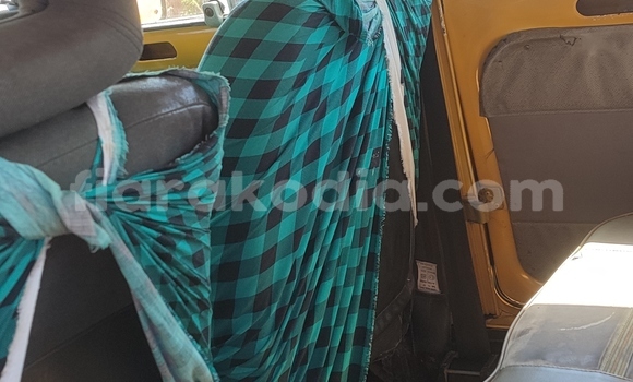 Acheter Occasion Voiture Renault 4 Autre à Arivonimamo, Itasy Acheter Occasion Voiture Renault 4 Autre à Arivonimamo, Itasy