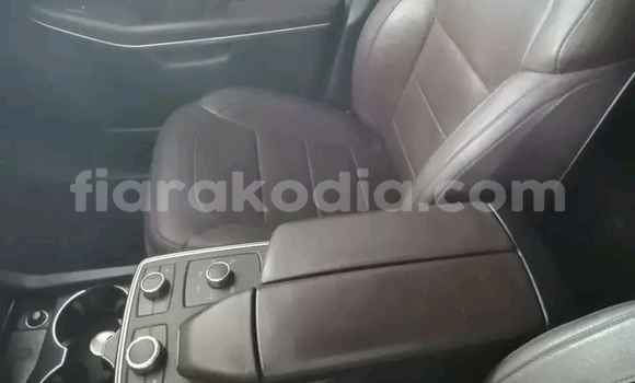 Acheter Occasion Voiture Mercedes‒Benz GL–Class Blanc à Antananarivo, Analamanga Acheter Occasion Voiture Mercedes‒Benz GL–Class Blanc à Antananarivo, Analamanga