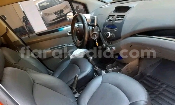 Buy Used Daihatsu Mira Red Car in Antananarivo in Analamanga Buy Used Daihatsu Mira Red Car in Antananarivo in Analamanga