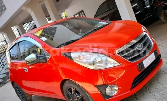 Buy Used Daihatsu Mira Red Car in Antananarivo in Analamanga Buy Used Daihatsu Mira Red Car in Antananarivo in Analamanga