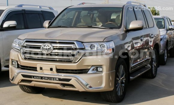 Hividy Toyota Land Cruiser Hafa Car in Import - Dubai in Diana Hividy Toyota Land Cruiser Hafa Car in Import - Dubai in Diana
