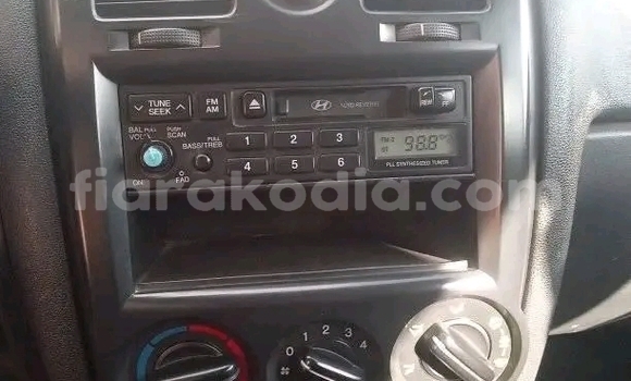 Buy Used Hyundai Getz Red Car in Ambovombe in Androy Buy Used Hyundai Getz Red Car in Ambovombe in Androy