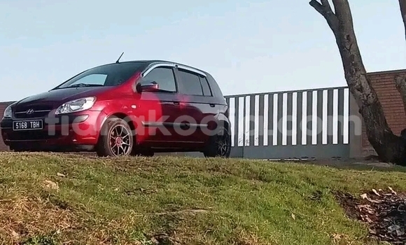 Acheter Occasion Voiture Hyundai Getz Rouge à Ambovombe, Androy Acheter Occasion Voiture Hyundai Getz Rouge à Ambovombe, Androy