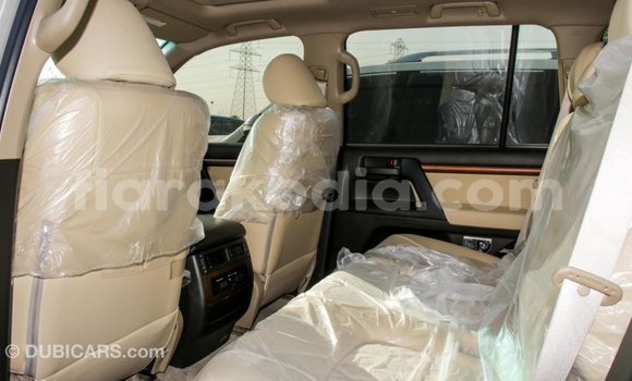 Hividy Toyota Land Cruiser Hafa Car in Import - Dubai in Diana Hividy Toyota Land Cruiser Hafa Car in Import - Dubai in Diana