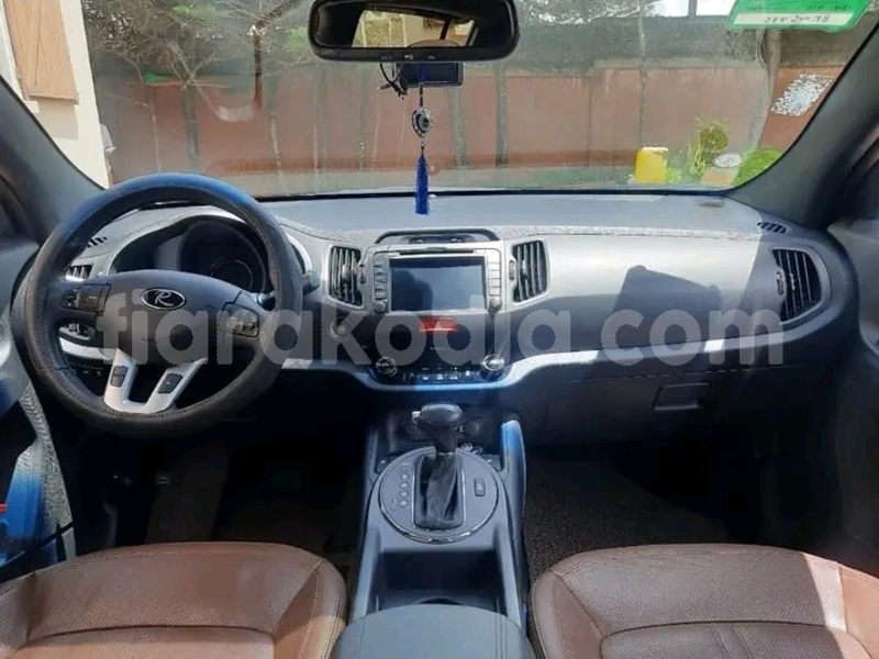 Big with watermark kia sportage boeny ambenja 8169