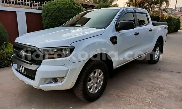 Buy Used Ford F–150 White Car in Andilamena in Alaotra-Mangoro Buy Used Ford F–150 White Car in Andilamena in Alaotra-Mangoro