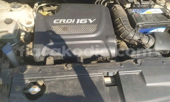 Acheter Occasion Voiture Hyundai Tucson Blanc à Ambatondrazaka, Alaotra-Mangoro Acheter Occasion Voiture Hyundai Tucson Blanc à Ambatondrazaka, Alaotra-Mangoro