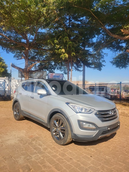 Big with watermark hyundai santa fe analamanga antananarivo 8176