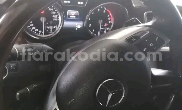 Acheter Occasion Voiture Mercedes‒Benz GL–Class Blanc à Antananarivo, Analamanga Acheter Occasion Voiture Mercedes‒Benz GL–Class Blanc à Antananarivo, Analamanga