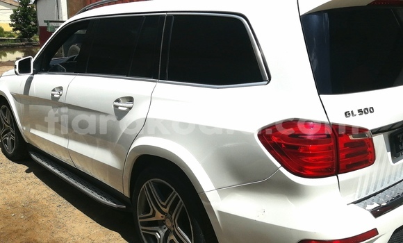 Acheter Occasion Voiture Mercedes‒Benz GL–Class Blanc à Antananarivo, Analamanga Acheter Occasion Voiture Mercedes‒Benz GL–Class Blanc à Antananarivo, Analamanga
